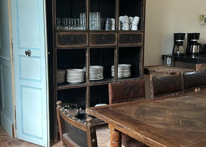 Chateau De Pensionat 3*