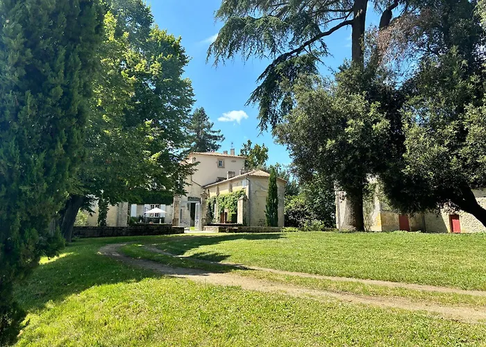 Chateau De 3* Savignac (Gironde)